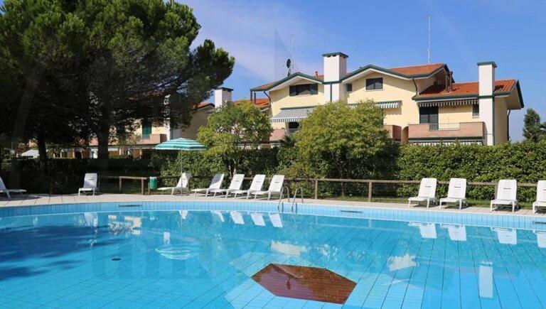 Residence Marco Polo Eraclea Mare Exterior photo